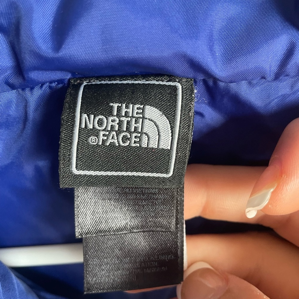 Northface 550 Downfill Puffer Coat White with Blue Lining Winter Women’s Large - Picture 4 of 8